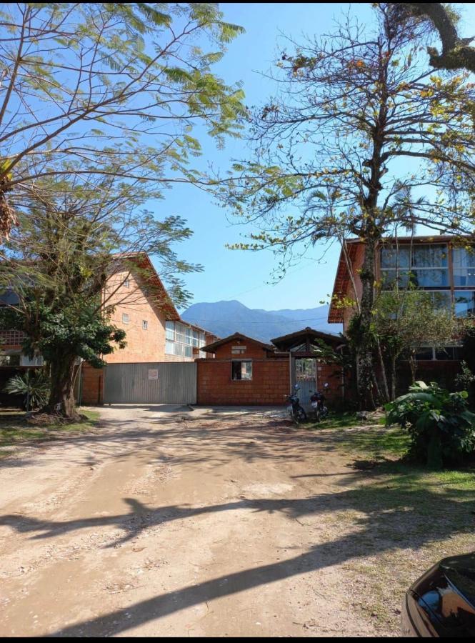 Apartamento com Varanda