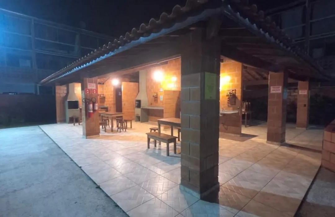 Apartamento Com Piscina Vile Ll Maranduba-1